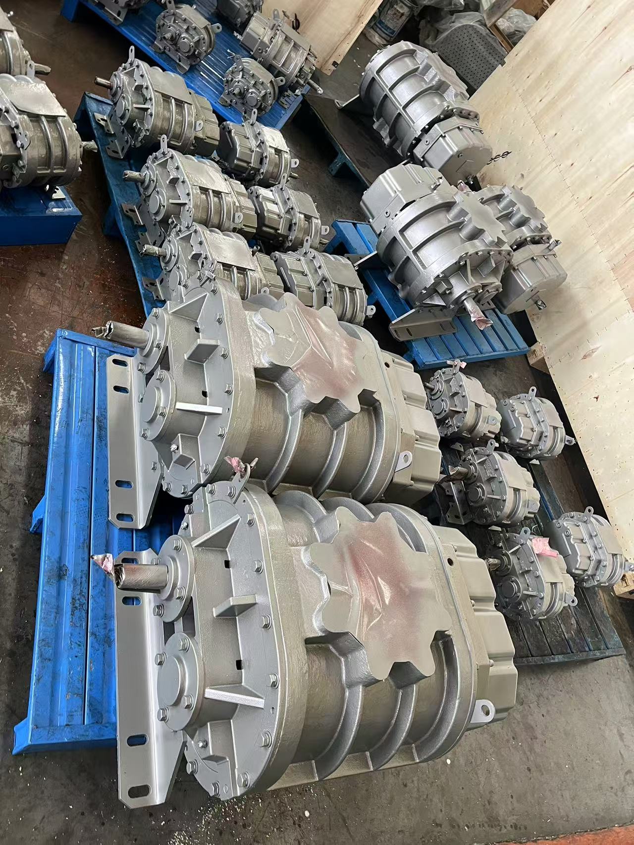 Bi Lobe Blowers